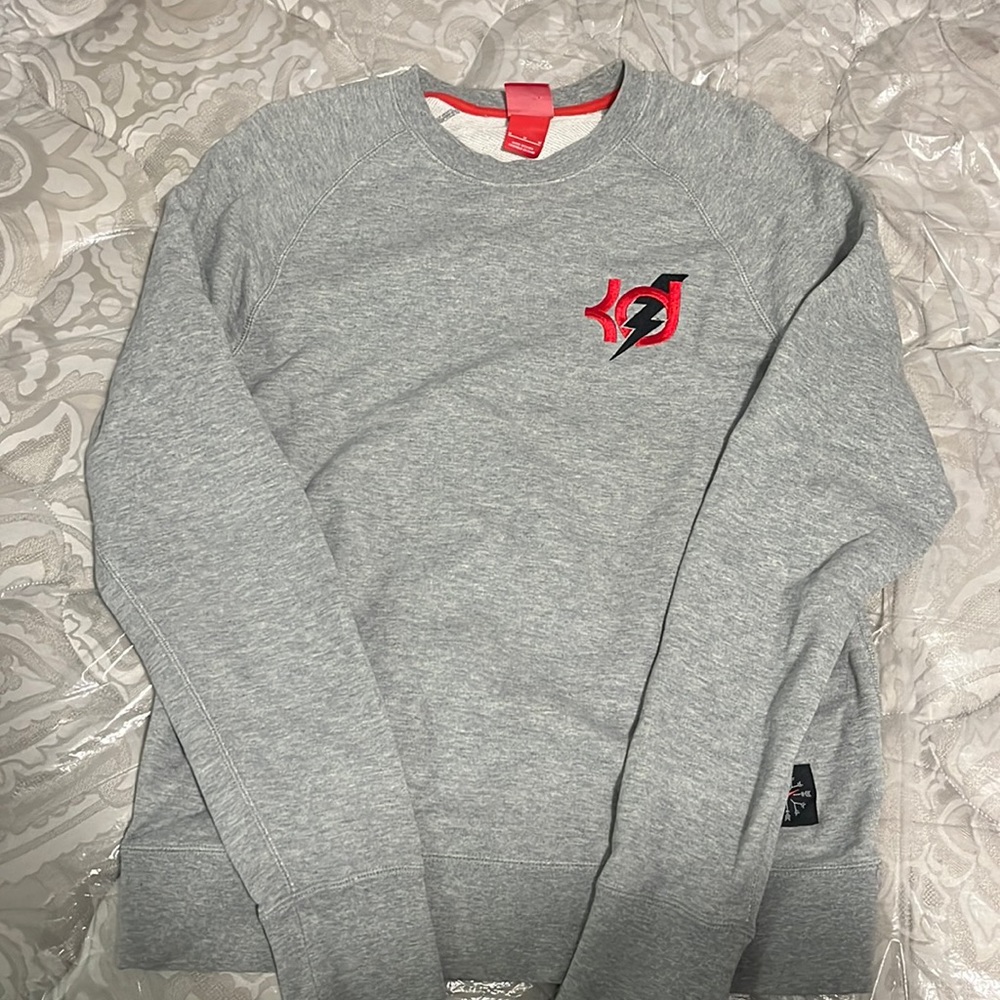 Gray medium Nike KD sweater